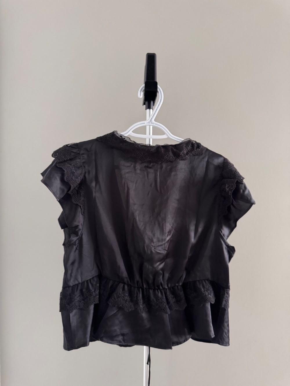 Blouse - Picture 2 of 3